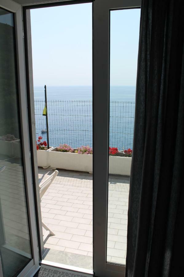 Villa Pecunia Riomaggiore Exteriör bild