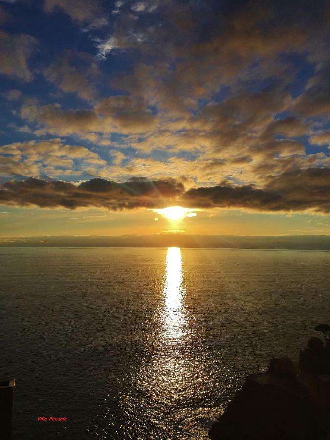 Villa Pecunia Riomaggiore Exteriör bild